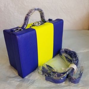 Fun Handbag Republic Satchel / Crossbody